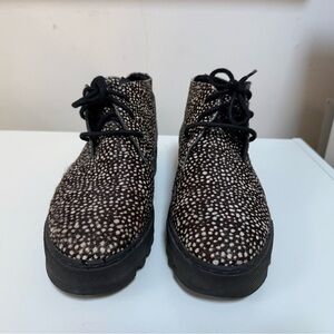 Womens Black & White Speckled Ankle Booties - Lace-Up